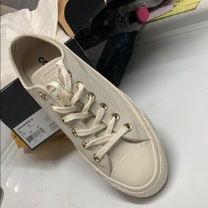 Converse cream leather CTAS OX sneakers